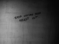 teenagepics:  If you’re a teen you must follow this blog. 