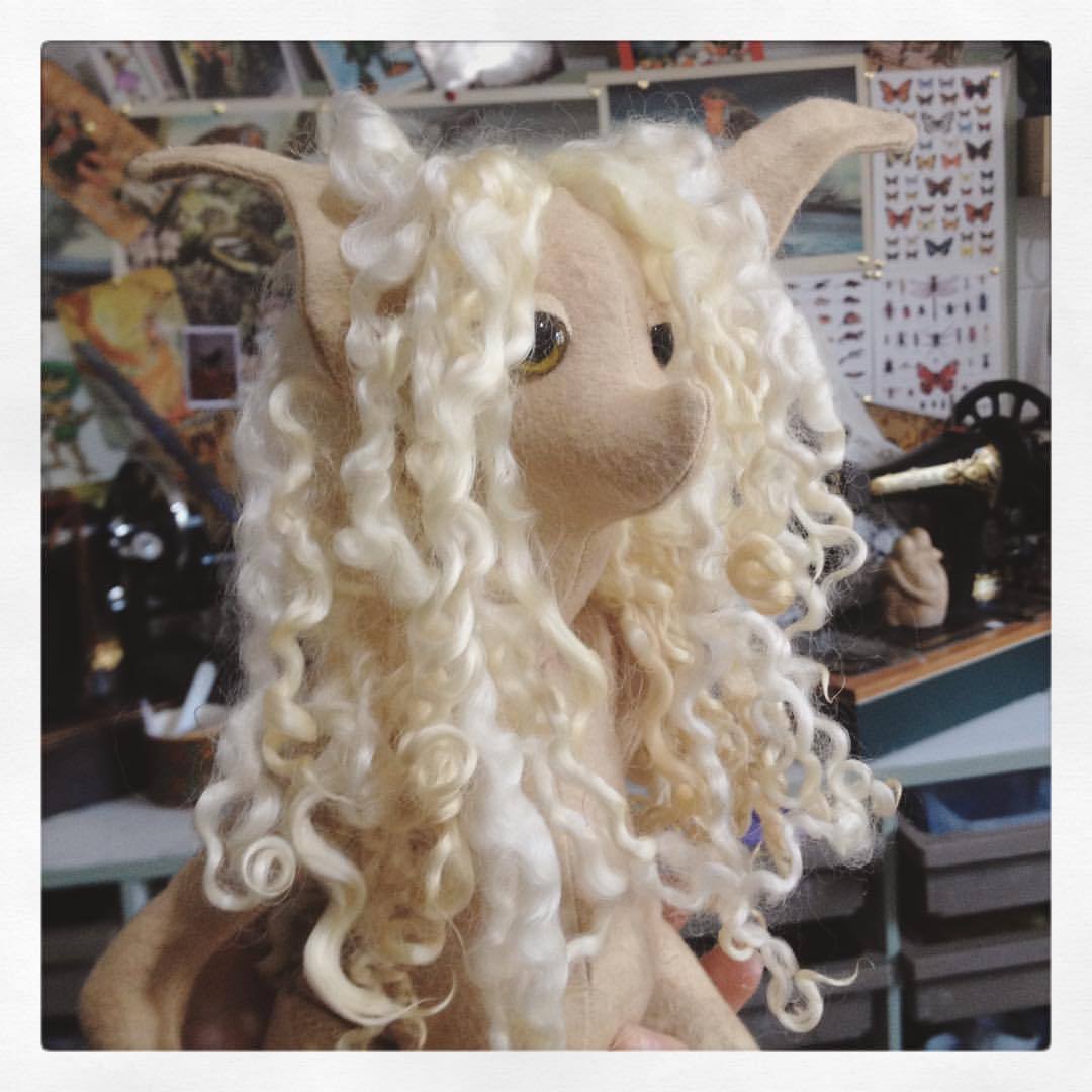 <p><a href="http://britishfaery.tumblr.com/post/159729992624/this-blondie-will-be-camomile-in-my-tea-series" class="tumblr_blog">britishfaery</a>:</p>

<blockquote><p>This blondie will be ‘Camomile’ in my Tea series. I love how chilled out she looks 😂 she’s going to have a gorgeous flowing 70’s sun dress and a camomile flower headband. #camomile #blonde #blondie #tea #spryte #dollmaker #dollmakersofinstagram #dollstagram #faery #elf #fairy #sprite #faerie #whimsy #doll #artdoll #faerydoll #fairydoll #teeswaterlocks</p></blockquote>