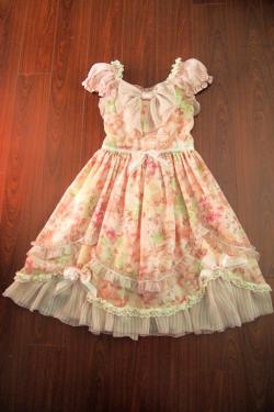 cottoncandy-latte:  My beautiful Blooming Flower dress from Baby