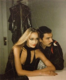 deshistoiresdemode:  Jerry Hall & Antonio Lopez, Paris, 1976.