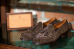 tailorablenco:  We introduce the most favorite shoes. “Carmina”
