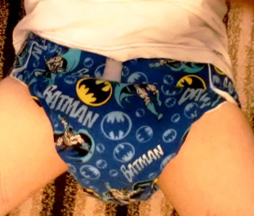 thelatentboy:  A more colorful pic of my new Batman cloth diaper. 