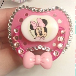 daddysprinxessx:  I’m selling this Mickey Mouse paci. Bid below