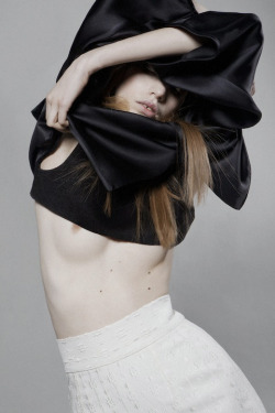  dna | melinda szepesi by meinke klein for garage magazine  