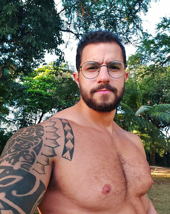 dbear1954:BILFs with great nipples