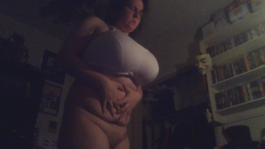 Submission #2 (pregnancy bimbo)