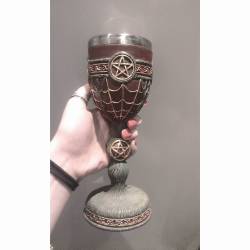 Look how beautiful my chalice is.