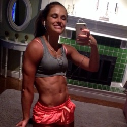 tobitz:  Justine Salette  #femfit