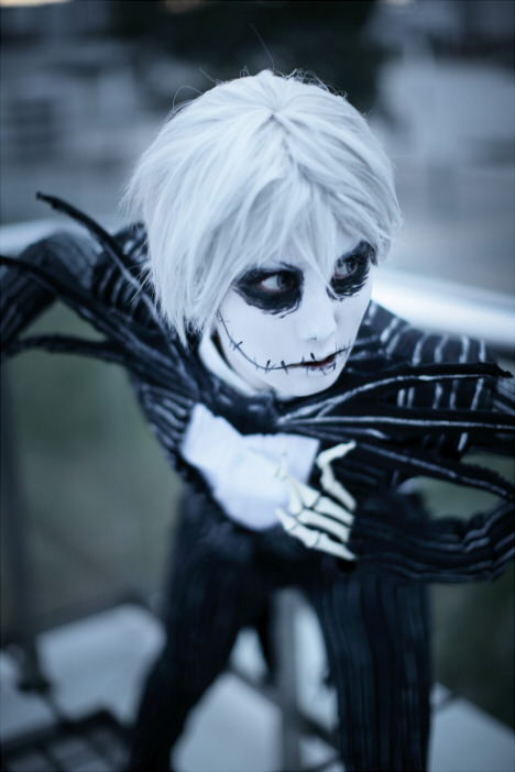 theblacklacedandy:  inimicaldolly:  radnerd:  I don’t always post cosplay pics but holy Jack Skellington I don’t even…  Oh god  *SOBS INTO OBLIVION* PERFECTION 