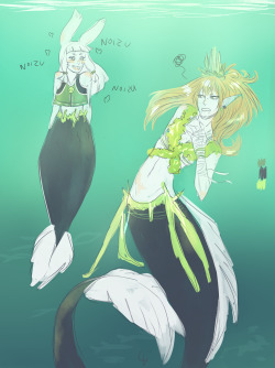 nebulousnoiz:  Merfolk!Noiz and their loyal servant Midori ^o^~