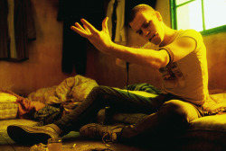 theaterforthepoor:  Ewan McGregor in Danny Boyle’s “Trainspotting”