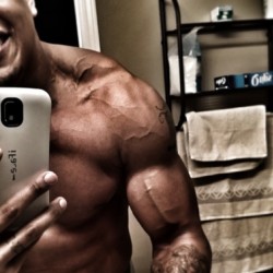 itrainlifestyle:  Hulk was unleashed after practicing my posing