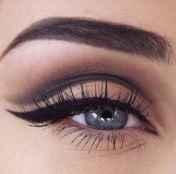 glamourqueenn:  rnotel:  follow for similar  ❤