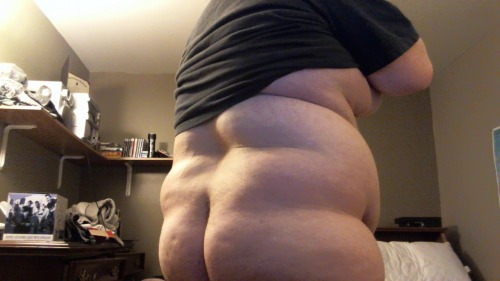 kodakcx7430:  hererrrer because Iâ€™m bored.   Love those back rolls