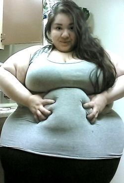 ssbbwfeedee14:  dankiidoll:  I love fat Just sayin’  And if