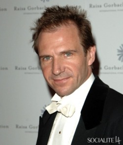 bizarrecelebnudes:  Ralph Fiennes - English ActorCan’t wait