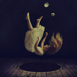 mymodernmet:  Los Angeles-based photographer Brooke Shaden captures