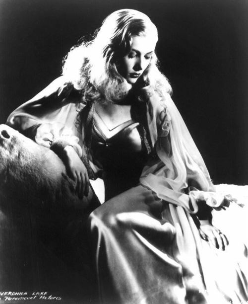 Veronica Lake Nudes & Noises  