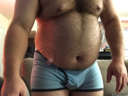 nickthegeekbear: Was gearing up to take a Tushy Thursday photo…
