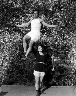Buster Keaton et Viola Dana.