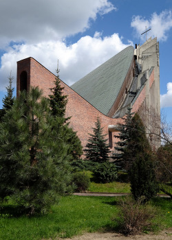 scavengedluxury:   Church of the Visitation of the Blessed Virgin