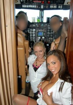 highflygirls:  HighFlyGirls - The images here we’ve found publicly