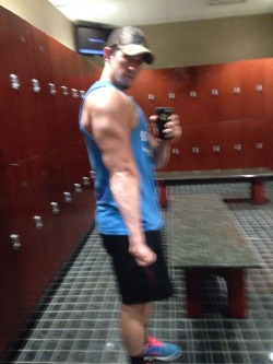 Crushed chest today. And then did a quick superset of tris resulting