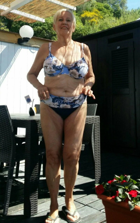 abbracadabbradabbra100:the most sexy granny over 70 