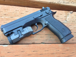 eat-sleep-breathe-cars:  CZ 75 SP-01 Phantom w/Inforce APL light