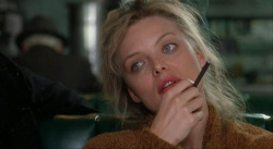 maryjopeace:  MICHELLE PFEIFFER | THE FABULOUS BAKER BOYS DIRECTED