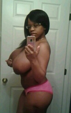 Lovin them big black titties