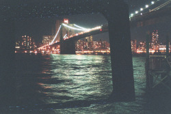 almostlikeadream:  nyc by rrosalyndestearnn on Flickr. 