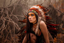 thewickedfaerie:  Native american. Indian woman in traditional
