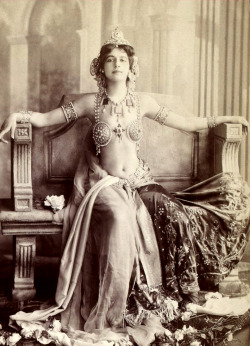 frenchvintagegallery:  The famous Mata Hari, actress, exotic