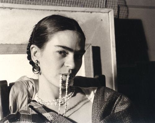 fuckingfreud:Lucienne Bloch, Frida Biting her Necklace, 1933