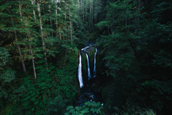 cdelehanty:  Triple Falls, Columbia River Gorge