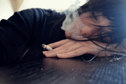 27-cents:  ☯ ☯ pretty and pale ☯ ☯
