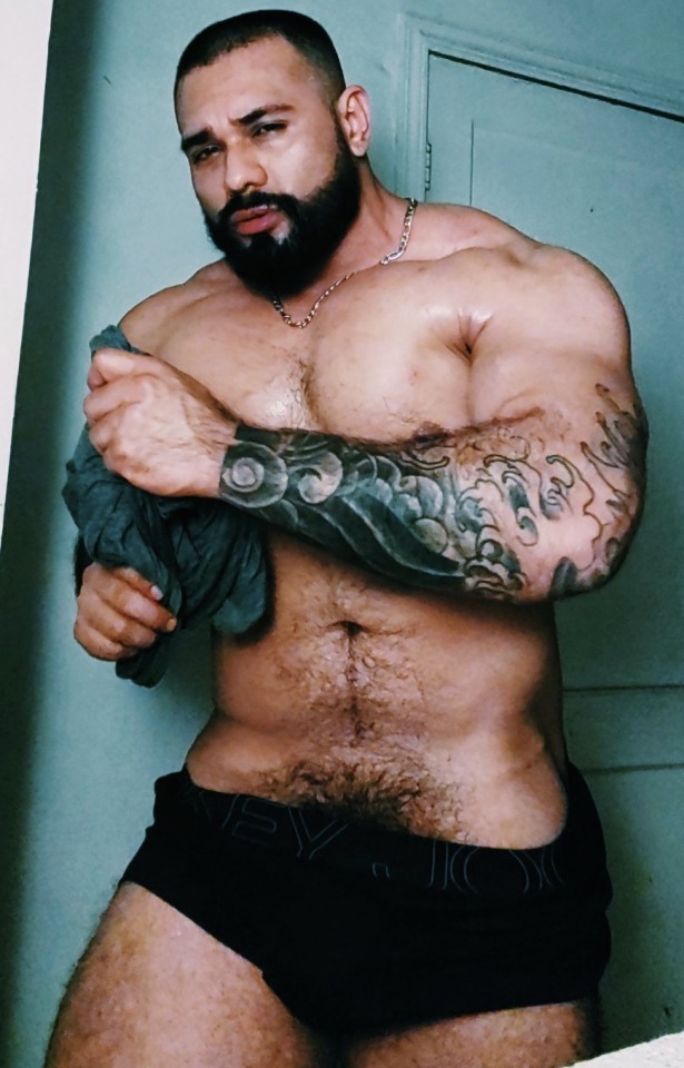barecave:toolcollectorfan:Woof🤩
