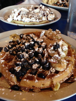 fatty-food:   	Breakfast at the Uptown Diner by m01229    