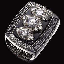 thelakersshowtime:  LA’s Super Bowl ring from 1983 when we