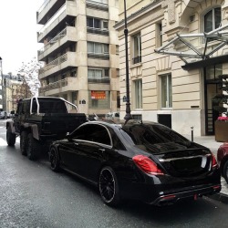 drivingbenzes:  Mercedes-Benz G 63 AMG 6x6 | Brabus S 700 (Instagram