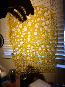 headypajamas:Slab game strong? You guys want a dab?  Yes, pleaseee