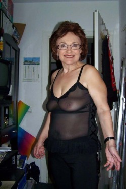 Another mature lady with superb sex appeal….