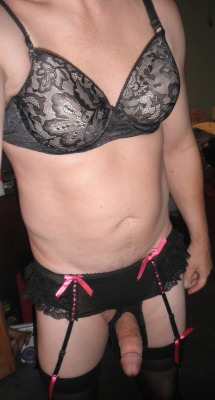 cdentity:  @nmbiguythings also wanted to see me in the bra. No
