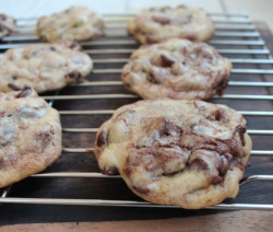 fullcravings:  Nutella Chocolate Chip Cookies