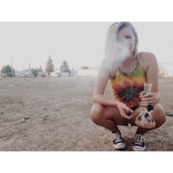 the-stoner-child:  Kush be so strong, hit it once it’s hard