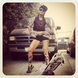 malicemcmunn:  @creepyuncleal so stoked now I can train my #minpins