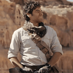 anxstesia:  Oscar Isaac behind the scenes of Star Wars: The