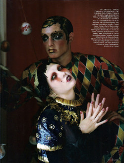 pedefalenciavoguebrasil:   Vogue UK outubro 2010 - Karlie Kloss