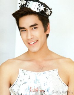 chinkoheartschinko:  Nadech ‘Barry’ Kugimiya